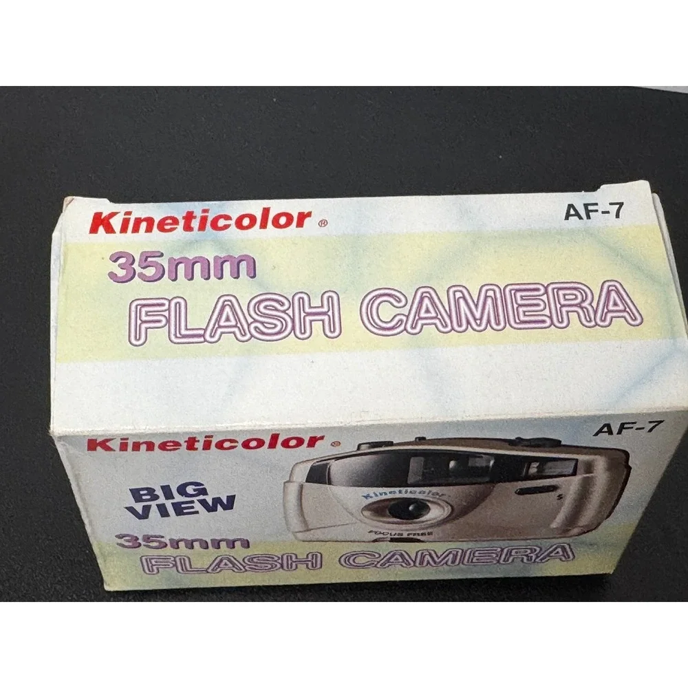 Kineticolor AF-7 35mm Flash Camera Big View Focus Free Vintage New in Box‎ Gold